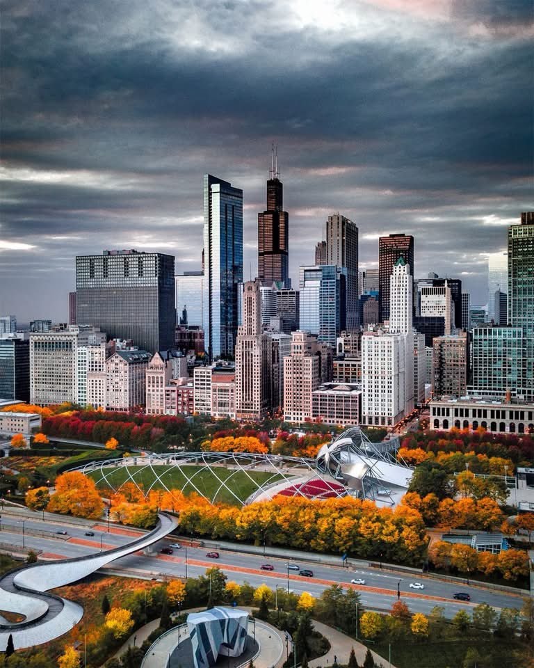 Chicago Illinois skyline (photo 3 of 4)