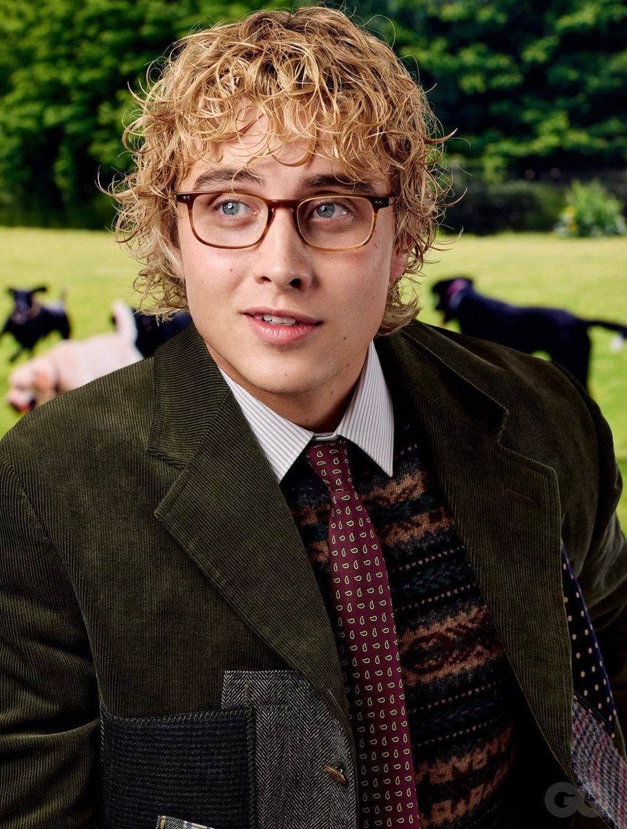 Joseph Zada British GQ shoot (photo 2 of 4)