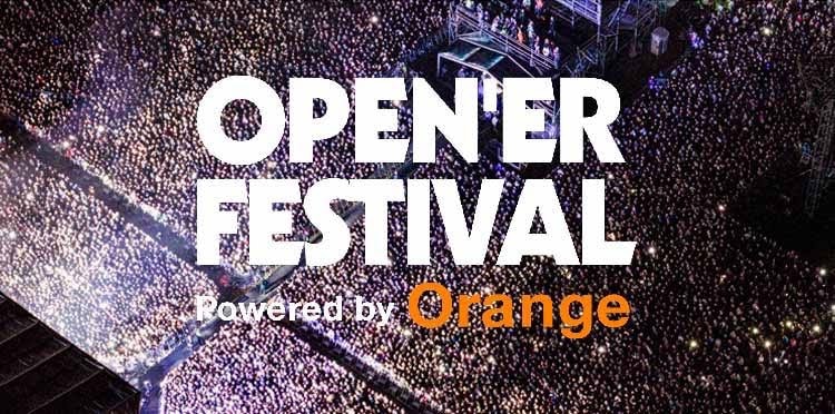 Jennie performing on stage at Open’er Festival (photo 2 of 3)