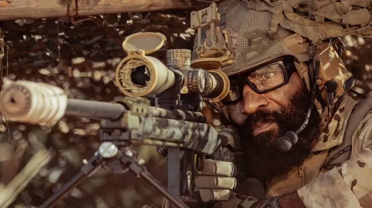 soldiers tactical gear desert scene (photo 3 of 4)
