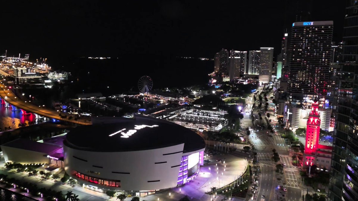 GTA 6 signage lit up at Kaseya Center