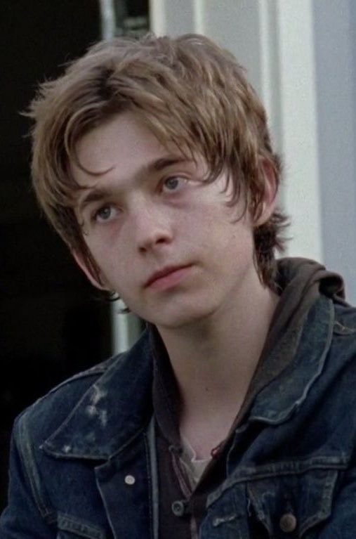 Austin Abrams on THE WALKING DEAD