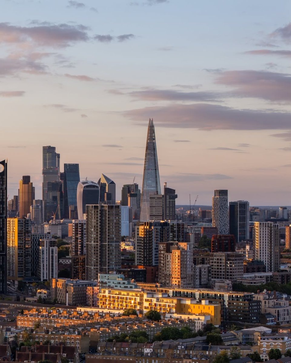 London England cityscape (photo 3 of 4)