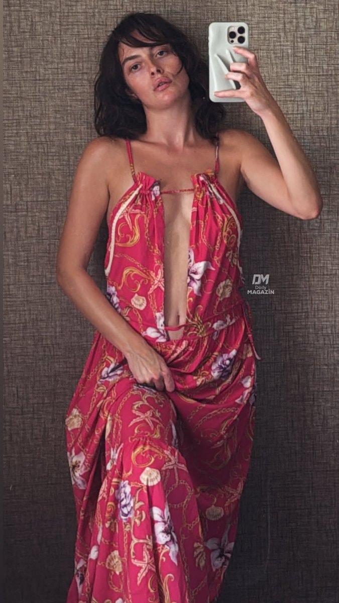 Melis Sezen photo admired by fans