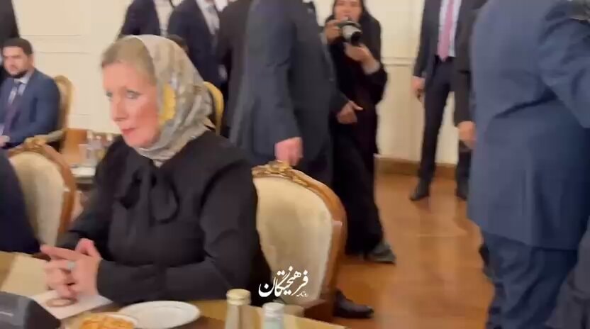 Lavrov meets Abbas Araghchi in Tehran