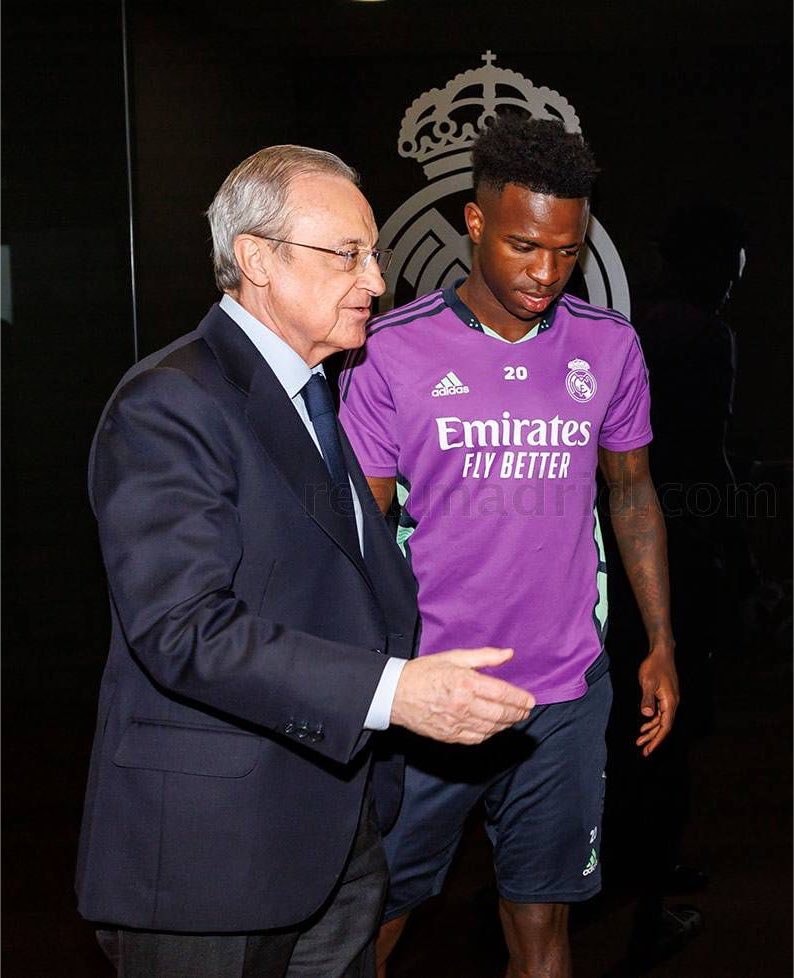 Vinicius Junior contract renewal meeting