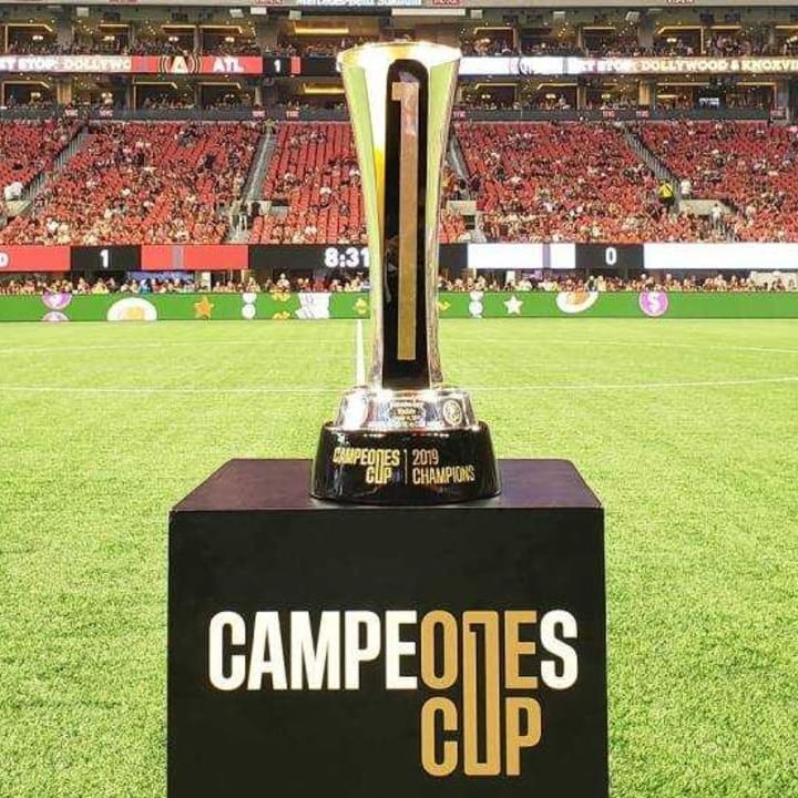 Campeones Cup trophy