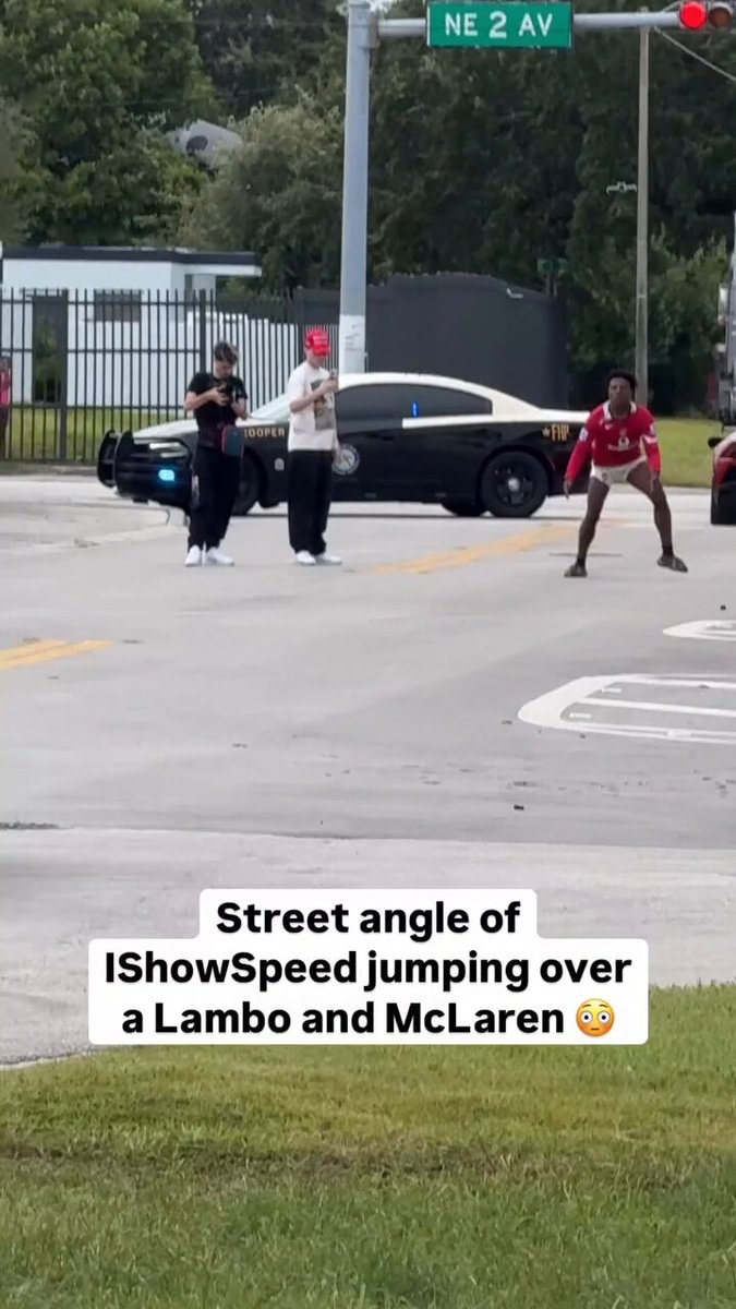 IShowSpeed McLaren jump
