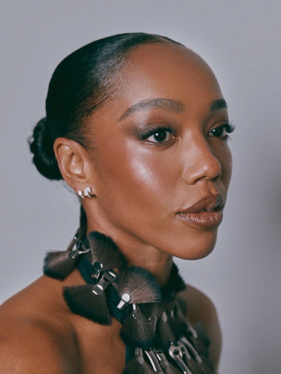 Naomi Ackie I LOVE BOOSTERS Naomi Ackie I LOVE BOOSTERS