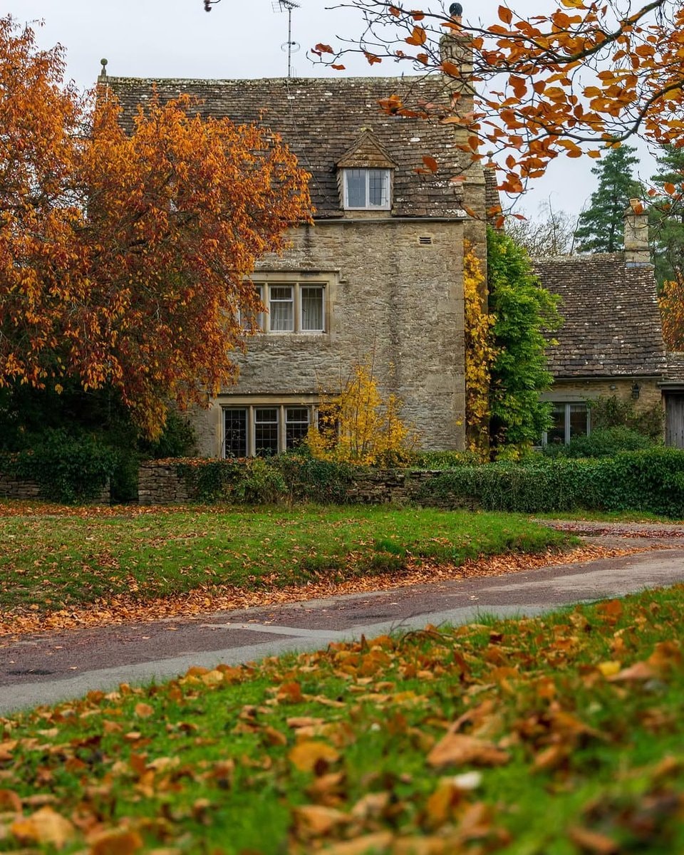Cotswolds England 🏴󠁧󠁢󠁥󠁮󠁧󠁿 (photo 3 of 4)