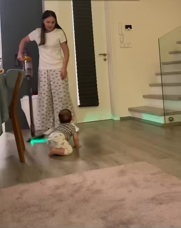 baby first steps