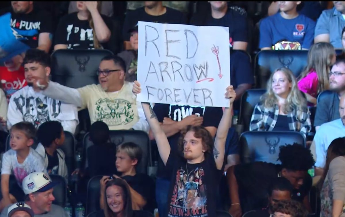Red Arrow Forever sign at WWE RAW ❤️