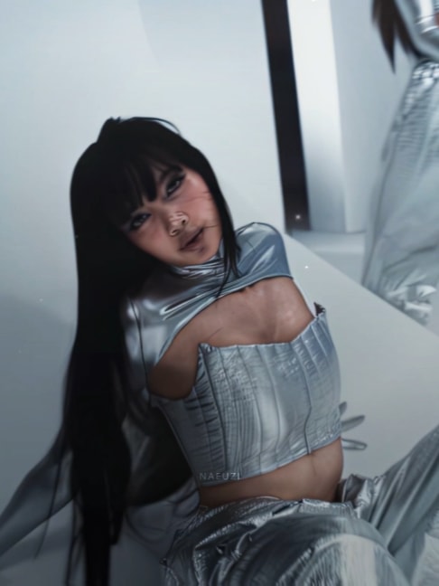 LISA PRESS PLAY EDIT
