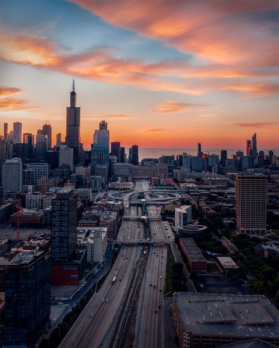 Chicago skyline at sunset