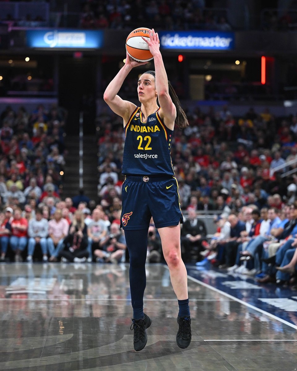 Caitlin Clark WNBA 30 and 10 streak Caitlin Clark WNBA 30 and 10 streak