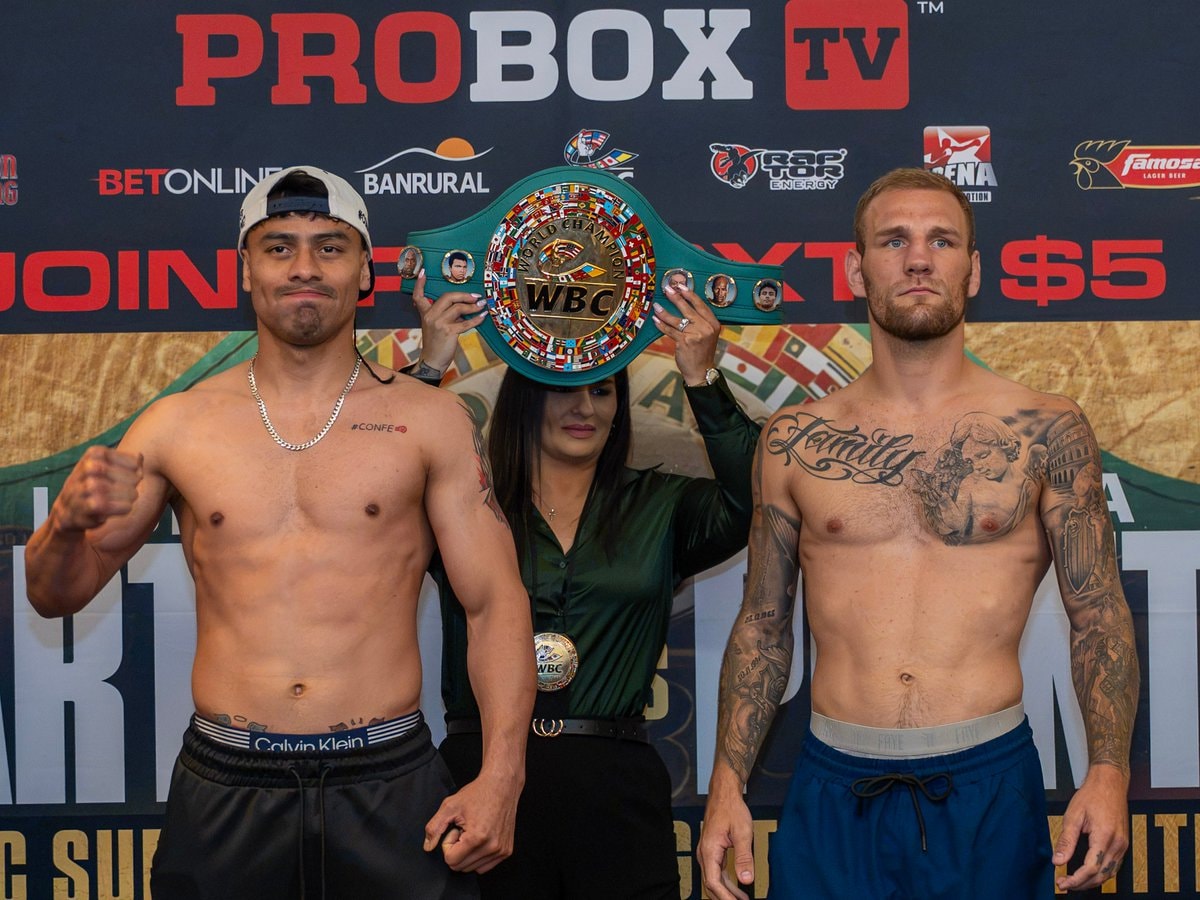 Martinez vs Plantic weigh-in (photo 2 of 3)