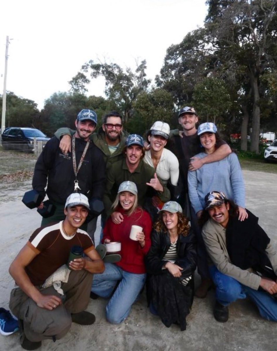 Antony Starr Breakers cast photo (photo 2 of 2)