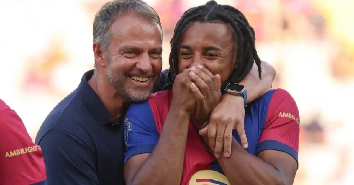 Hansi Flick Jules Koundé Barcelona