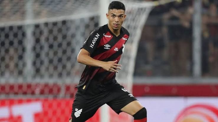 Fluminense defensive system additions Jair Vitor Reis Arthur Dias (photo 3 of 3)