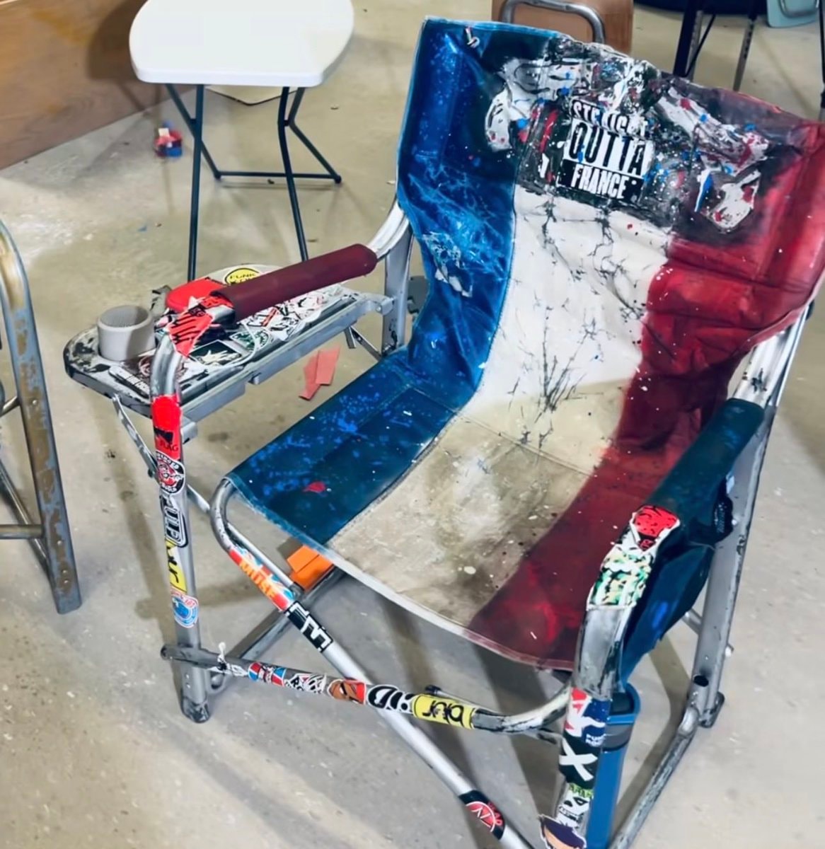 Karen Fukuhara Tomer Capone The Boys chair (photo 2 of 2)