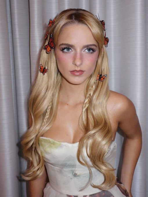 Mckenna Grace Hunger Games press (photo 2 of 2)
