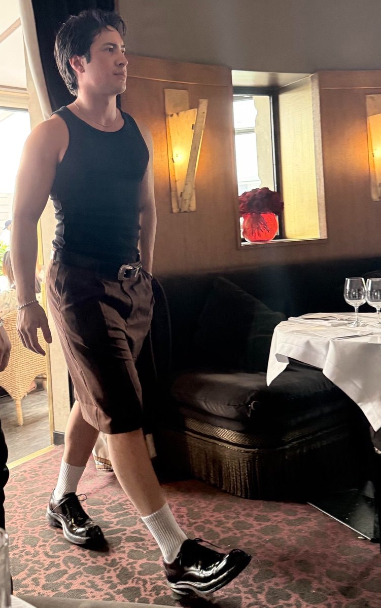 Hudson Williams Paris
