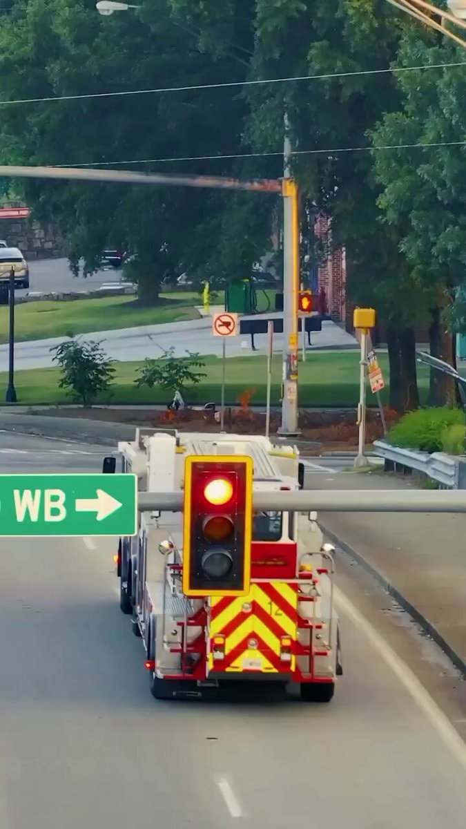 Atlanta fire truck tiller rig