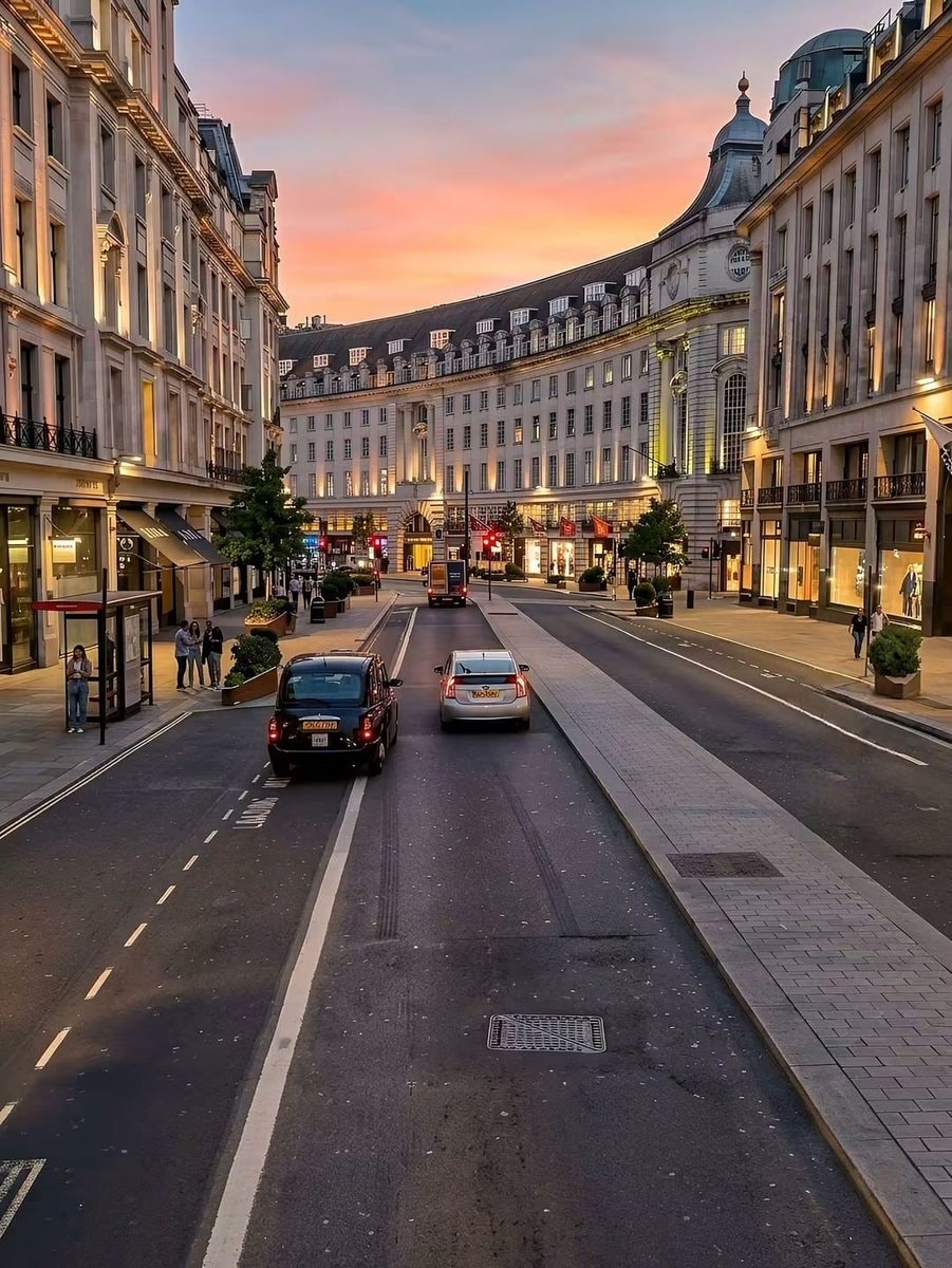 London street scene sunset