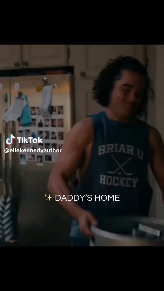 Elle Kennedy BRIAR U HOCKEY TikTok