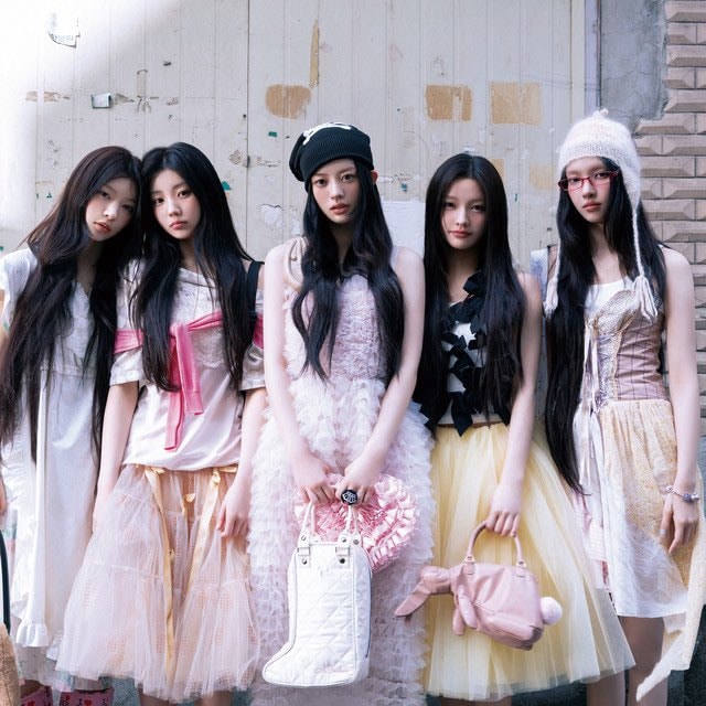 ILLIT K-POP The Debut movie rumor (photo 1 of 2)