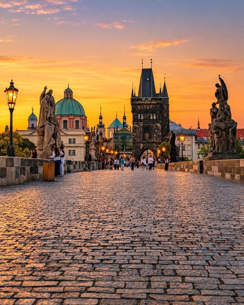 Charles Bridge Prague Czech Republic Charles Bridge Prague Czech Republic