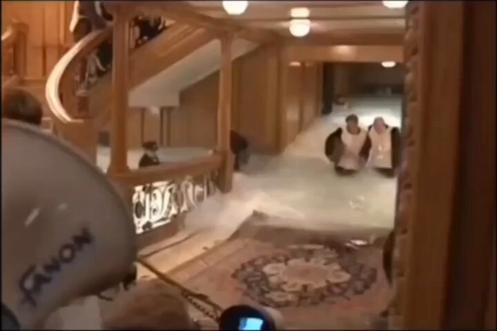 Titanic grand staircase flooding scene