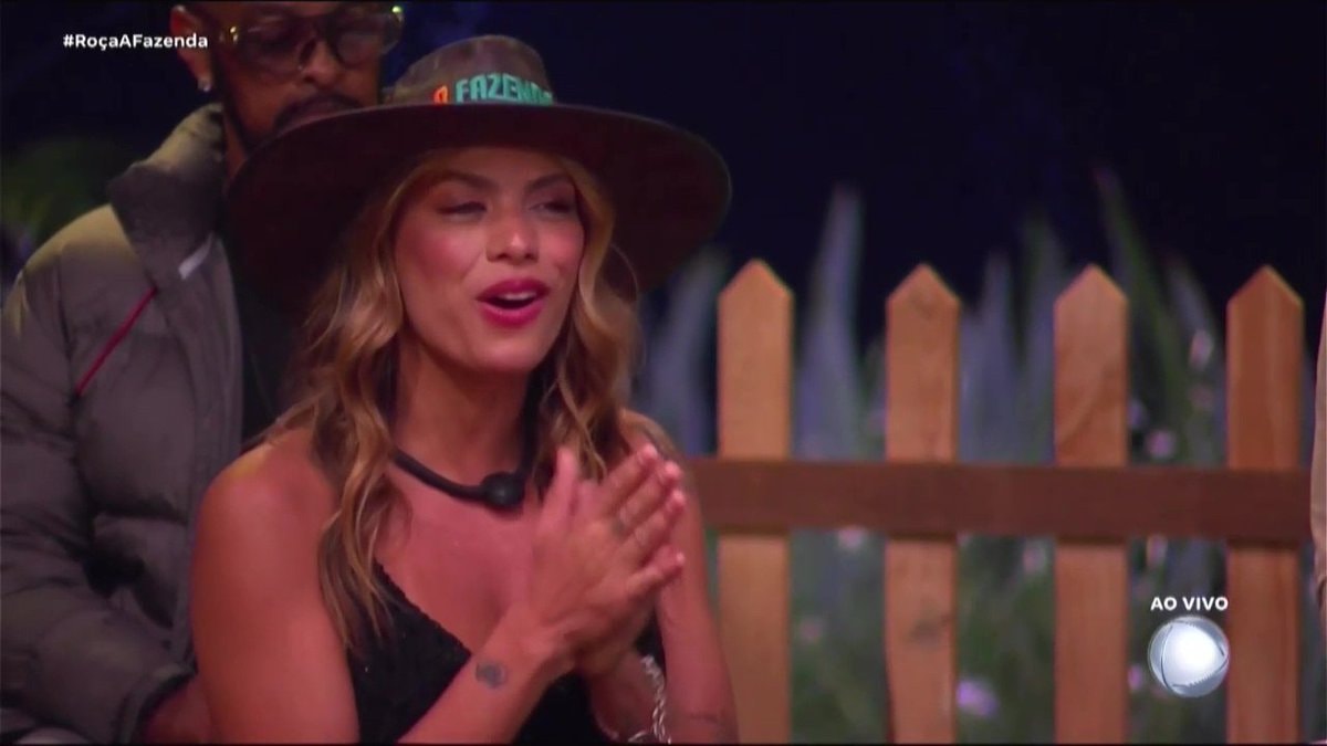 Fran nominates Stephanie #RoçaAFazenda