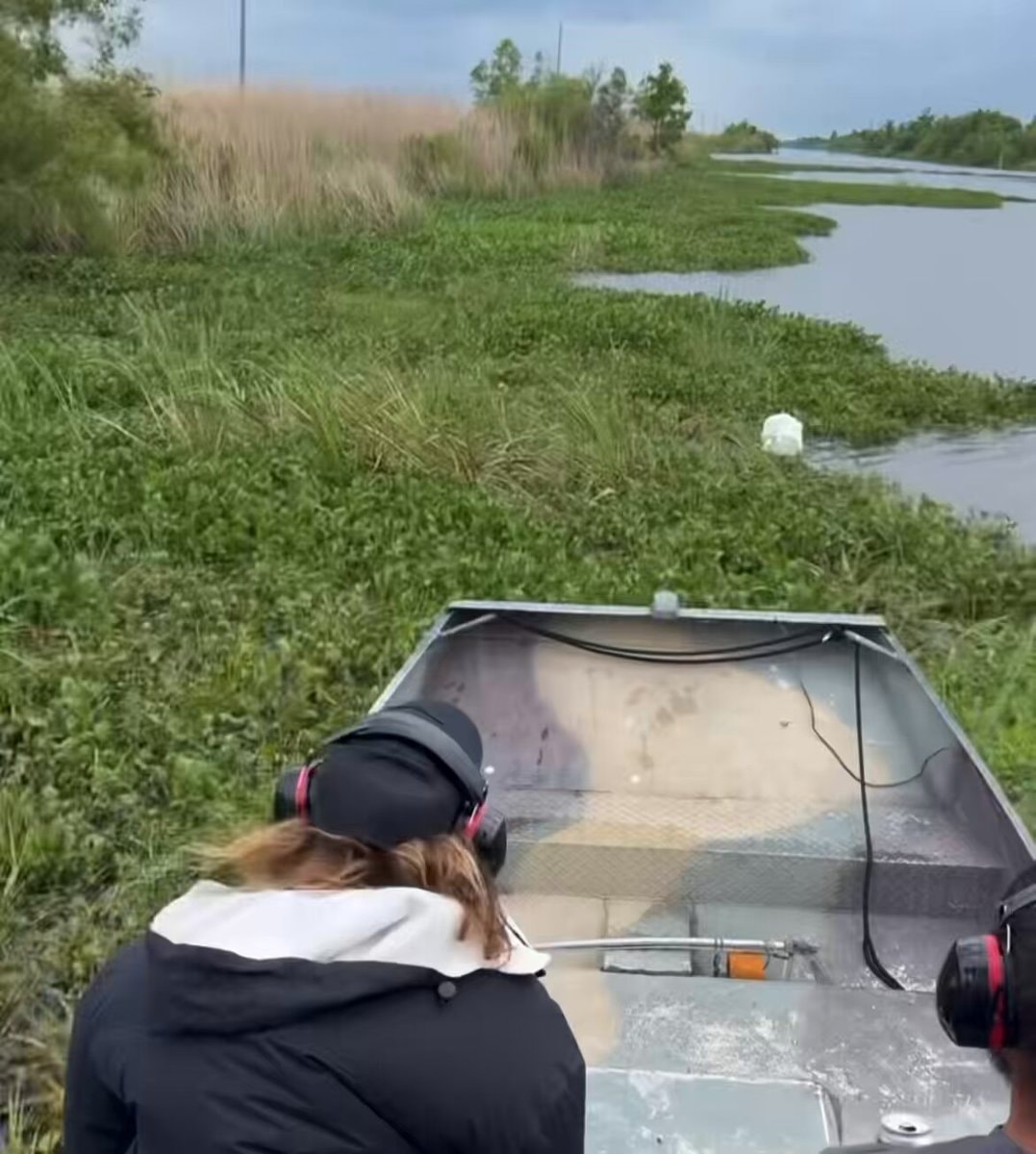 Lana Del Rey and Jeremy alligator visit