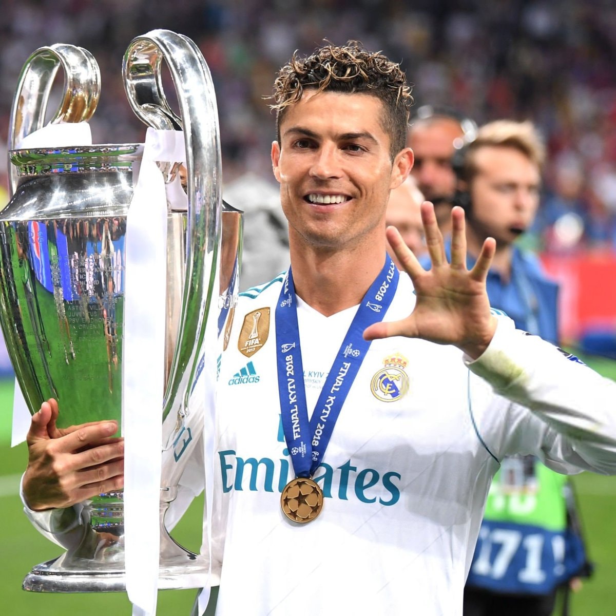 Cristiano Ronaldo five wins trophy