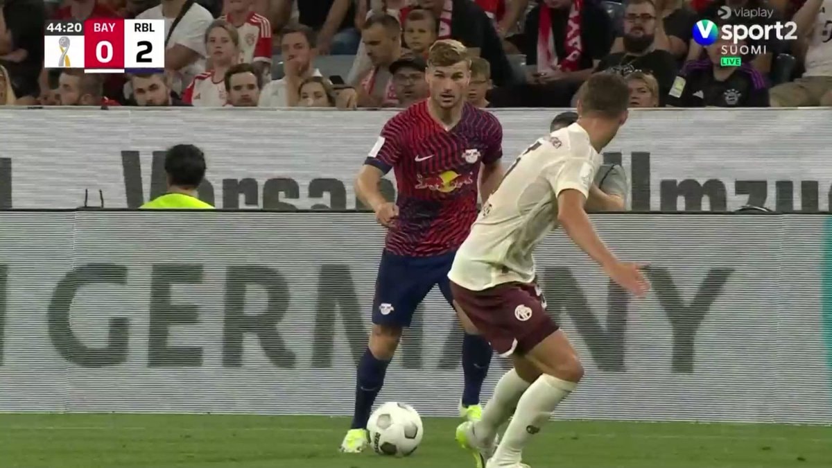 Dani Olmo hat-trick vs Bayern Münih