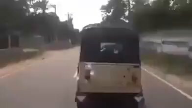 Linux users change a tire meme