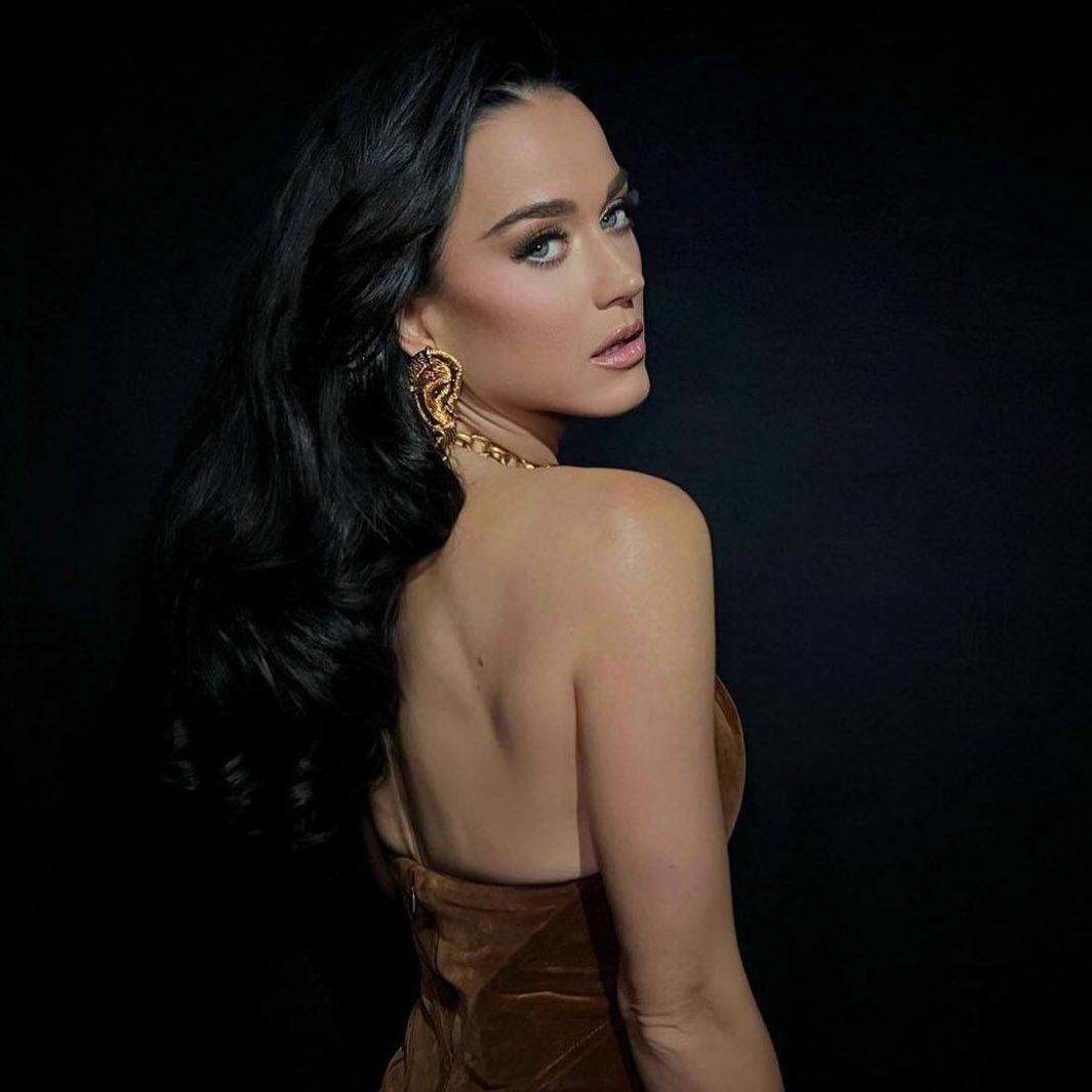 Katy Perry Hot 100 record (photo 1 of 2)