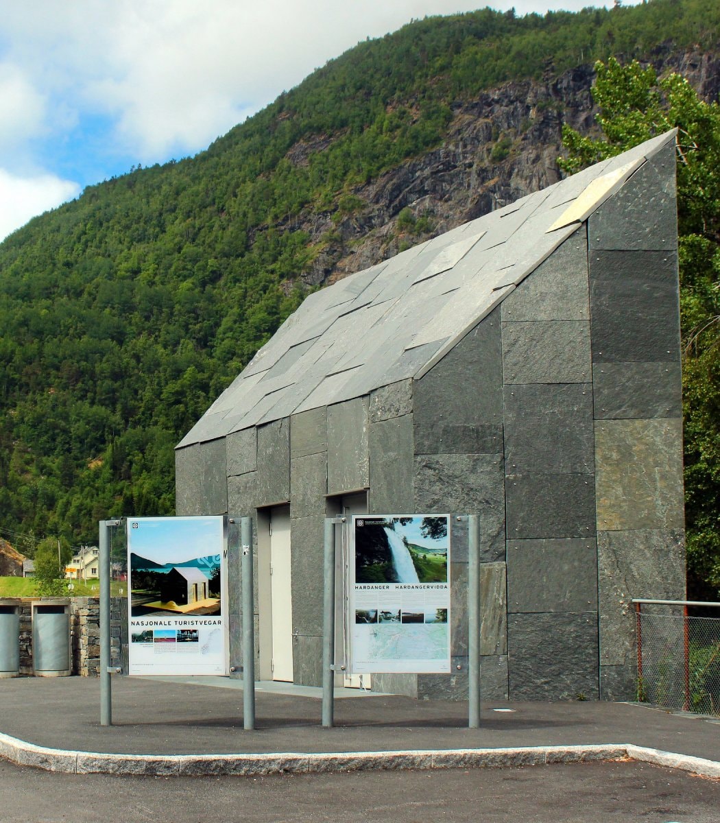 Norway public toilets trolling Donald Trump (photo 2 of 2)