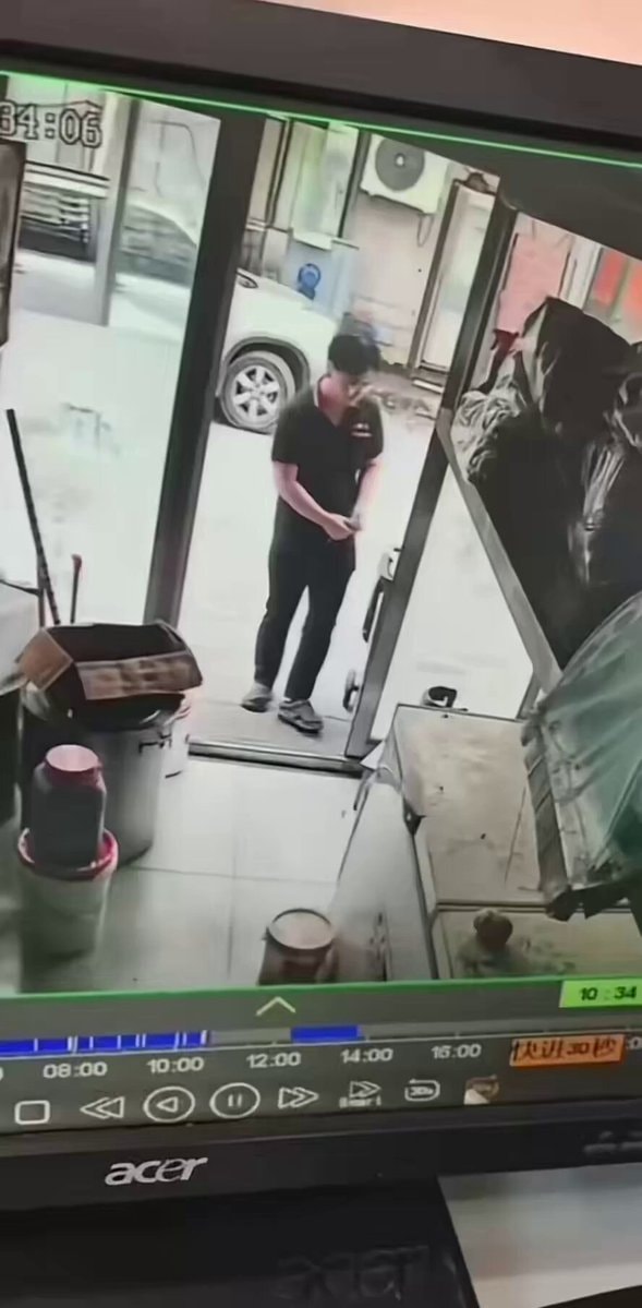 China shopkeeper explosion aftermath