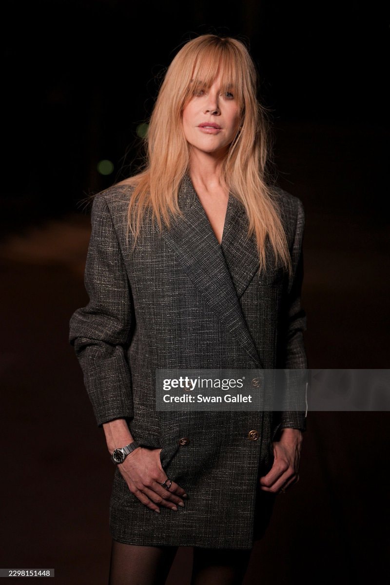 Nicole Kidman Chanel Paris Fashion Week (photo 2 of 2)