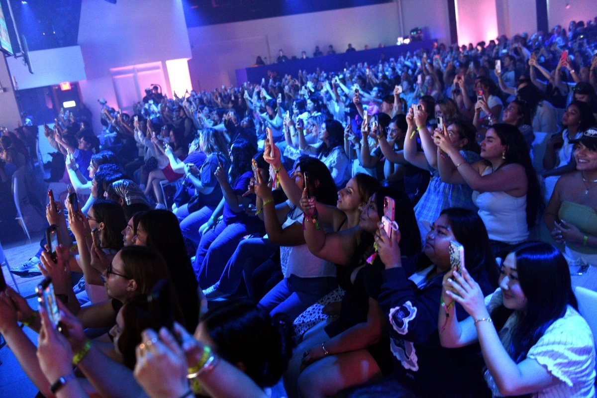 Off-Campus Obsessed Fest (photo 2 of 4)
