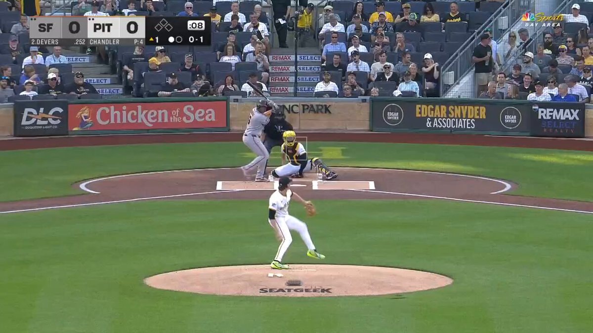 Rafael Devers home run No. 32 Giants