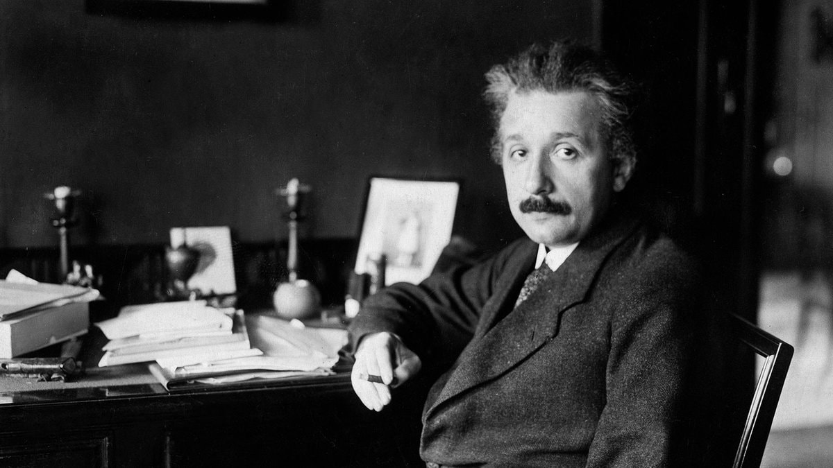 Albert Einstein on the aim of science Albert Einstein on the aim of science