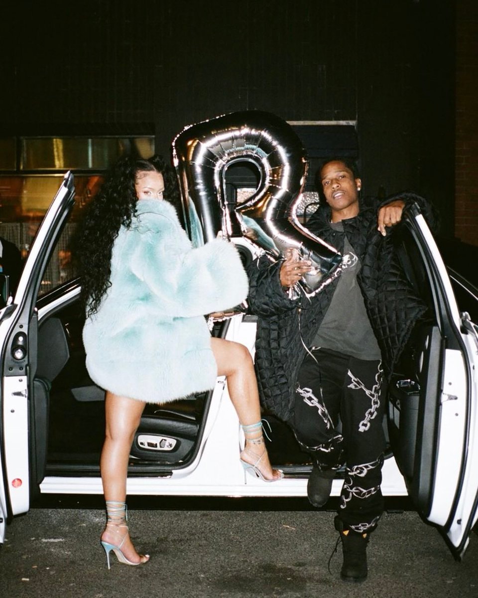 Rihanna and A$AP Rocky with R balloon