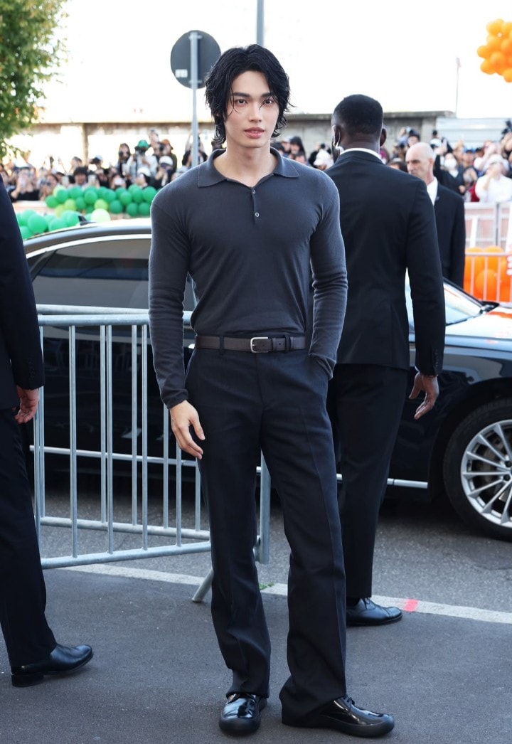 Metawin Prada fashion show (photo 2 of 2)