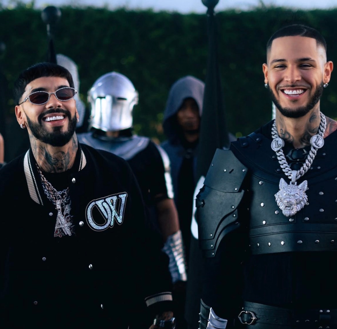 ROA Anuel AA VAMO A VEL (photo 2 of 2)