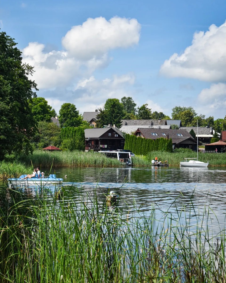 Trakai castle in Lithuania (photo 4 of 4)