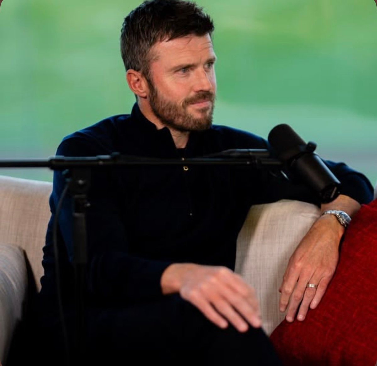 Michael Carrick on Lisandro Martínez