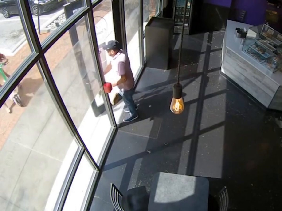 scooter crash Baltimore restaurant